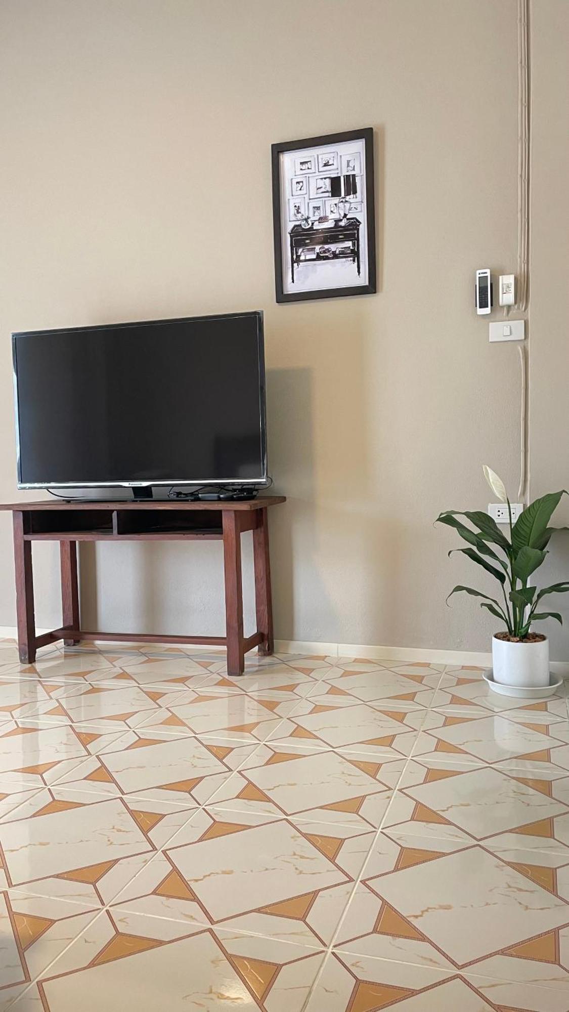 Ay'S House Aparthotel Chiang Mai Exterior photo