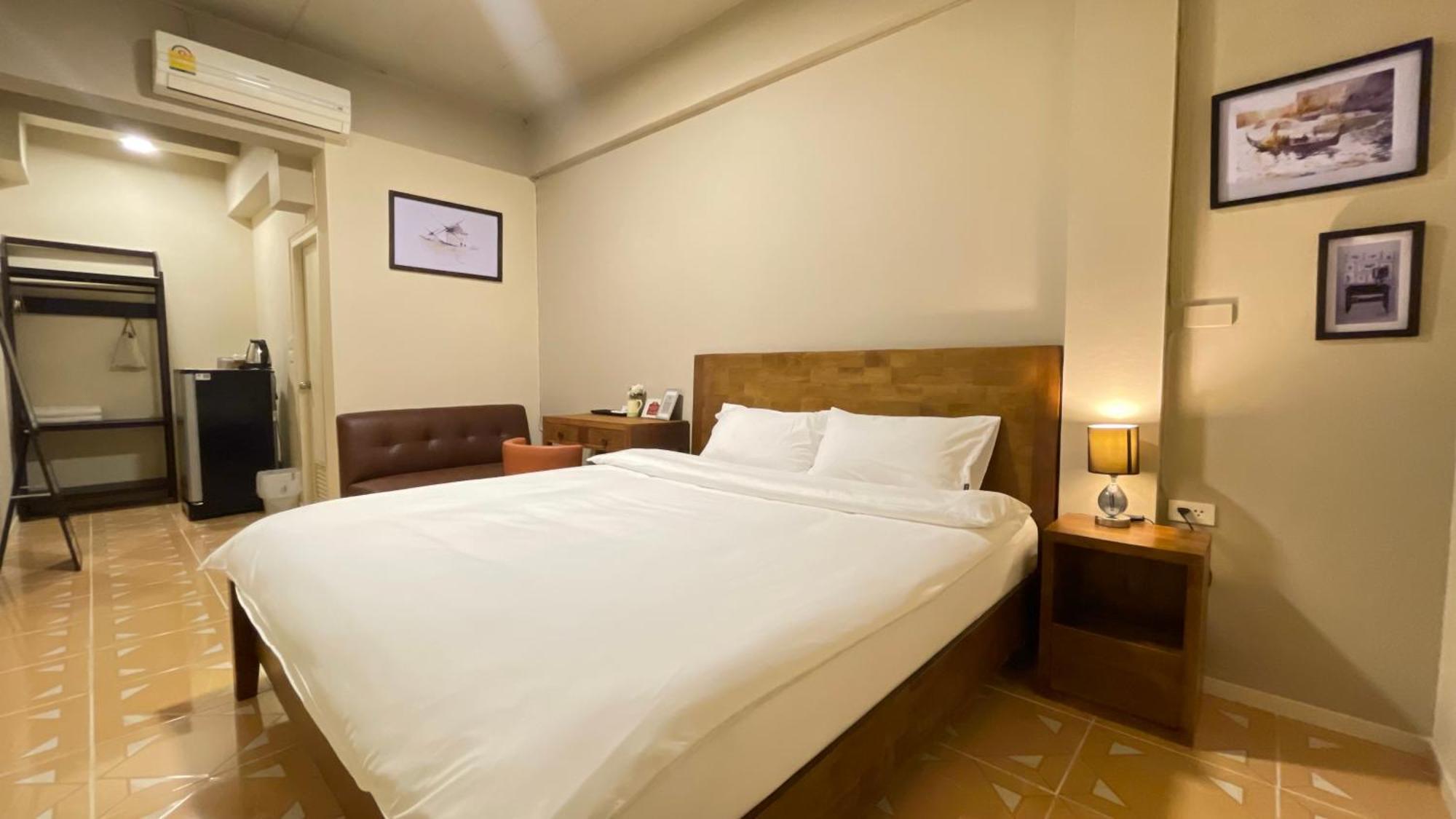 Ay'S House Aparthotel Chiang Mai Exterior photo