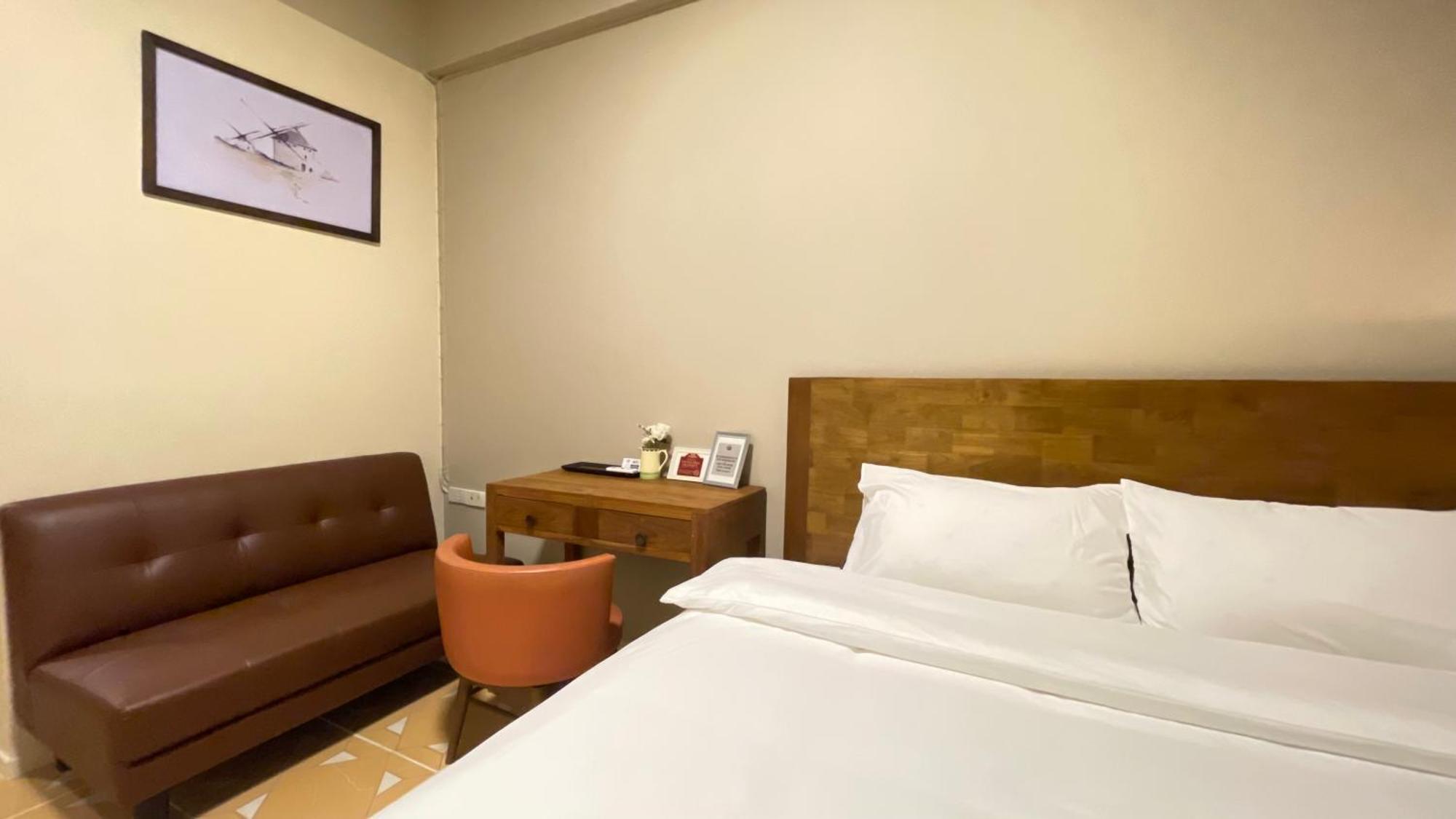 Ay'S House Aparthotel Chiang Mai Exterior photo