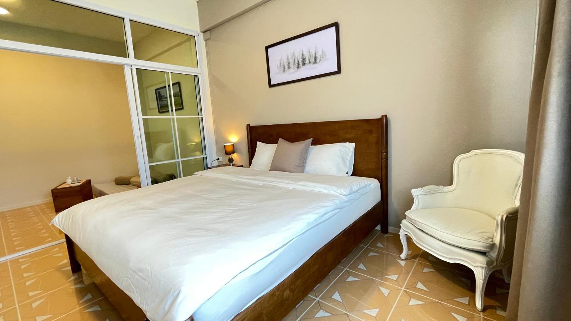 Ay'S House Aparthotel Chiang Mai Exterior photo